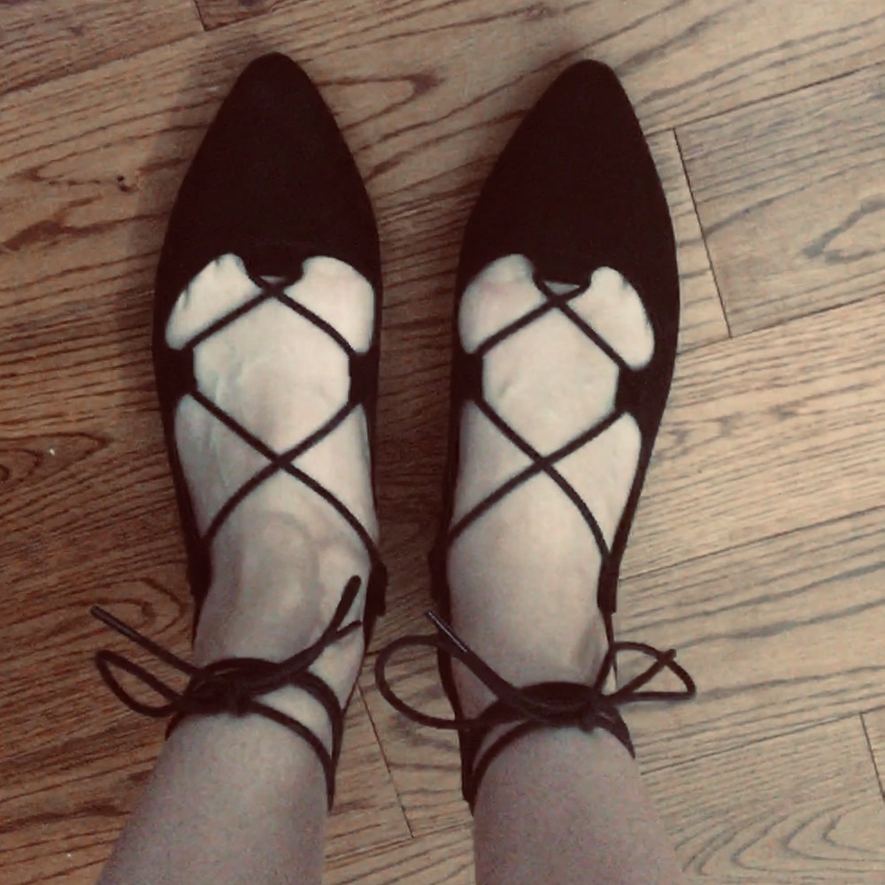 Black Tie-Up Flats